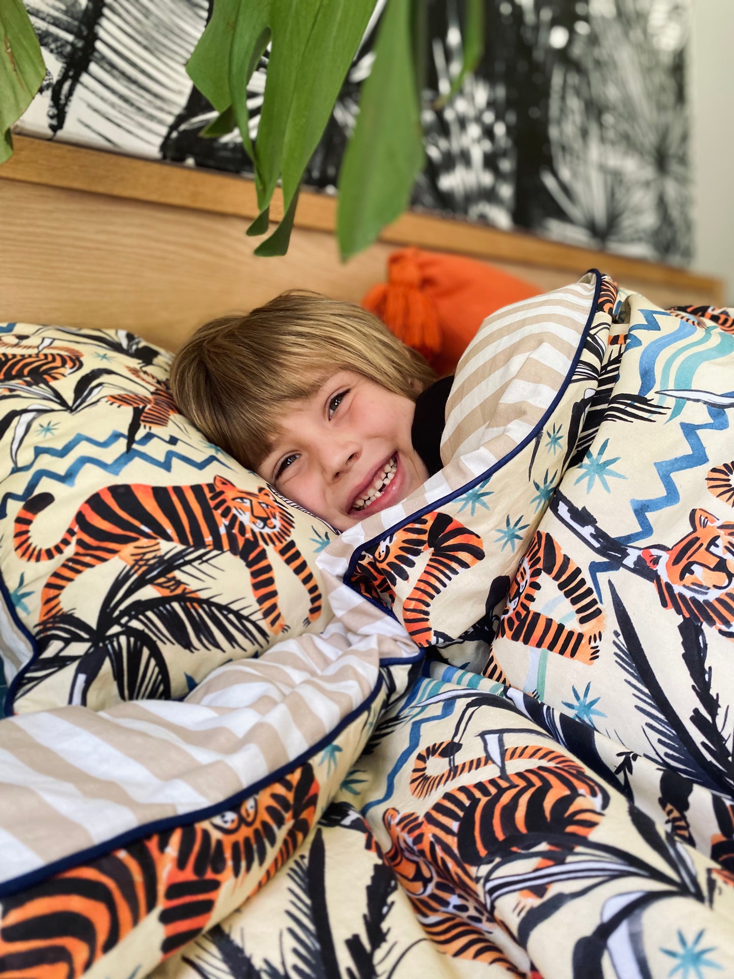 Island Style Tiger Bedding Set