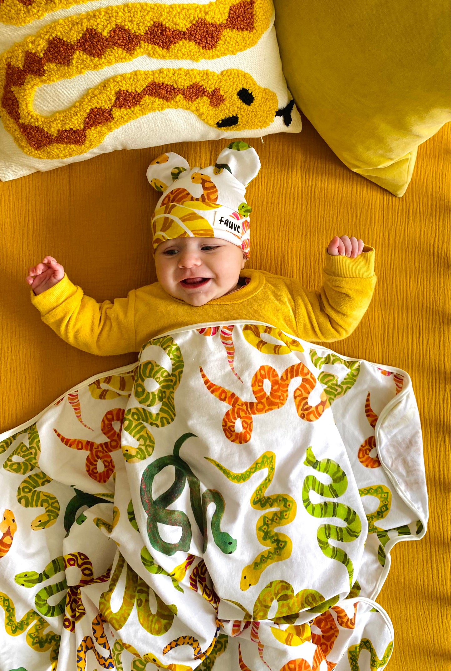 Serpent Receiver Blanket